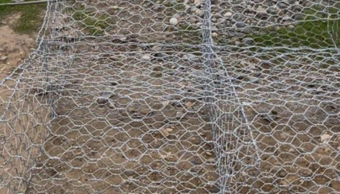 Sebelum Lebaran Tuntas, Pemasangan Batu Bronjong di Batang Aia Dingin Dimulai