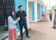 16 Pedagang Souvenir di Pantai Air Manis Padang Tempati Kios Baru