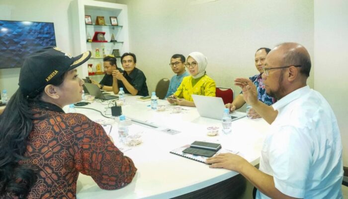 Annisa Ingin Wujudkan Sekolah Terintegrasi dan Sekolah Unggul Garuda di Dharmasraya