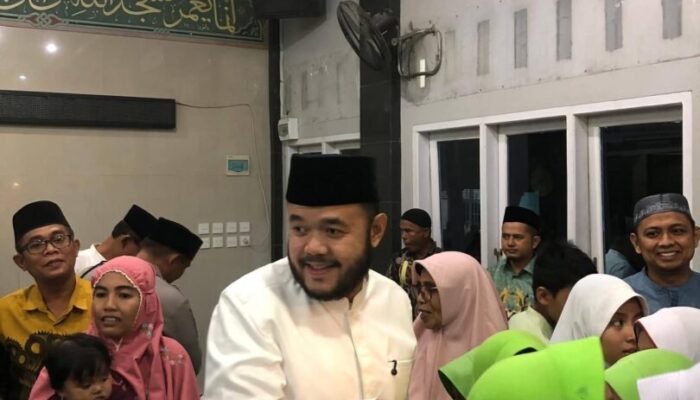 Fadly Amran Siapkan Tiket Umrah bagi Pelajar yang Disiplin dan Istiqamah Ramaikan Masjid dan Mushalla