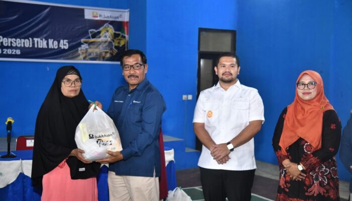 Hari Ulang Tahun ke-45, PTBA Ombilin Berbagi 550 Paket Sembako