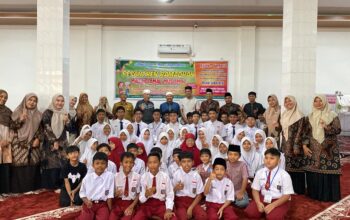 Kreatifnya Pesantren Ramadhan di Masjid Amal Muslim: Santri Diajak Menebar Kebaikan KURMA dan POS AMAL