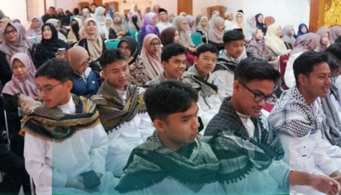 Hafal 2 Sampai 8 Juz: SMAN 2 Padang Panjang Wisuda 30 Siswa Hafidz Quran