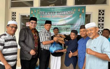 Cara Unik Masjid Baiturrahmah Payakumbuh Barat Berbagi di Bulan Ramadhan