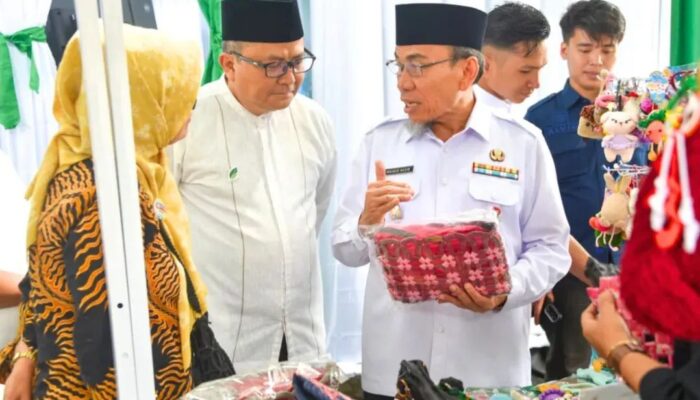 BI Sumbar Gelar Daun Ramadhan Zona KHAS di Pujasera Padang