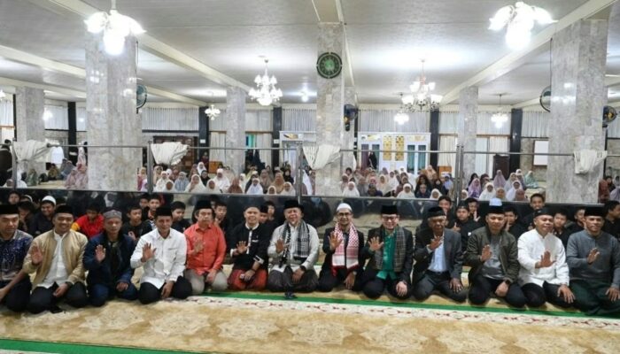 Surau Gemilang: Di Bukittinggi, Siswa SD dan SMP Wajib Subuh Berjamaah di Masjid Bersama Ortu 