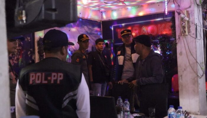 Imbauan Wako Dicuekin! Tempat Karaoke Buka, Satpol PP Sita Sound System