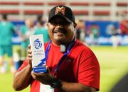 Tugas Berat Imran Nahumarury Sebagai Pelatih Baru Semen Padang FC