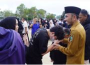 Tempuh Perjalanan 48 Jam, Bus “Mama Papa” Mudik Gratis Tiba di Padang Panjang