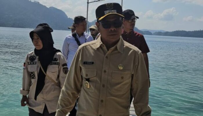 Destinasi Wisata Pessel Berbenah: Kawasan Mandeh, Pantai Carocok hingga Pulau Semangki Gadang Siap Sambut Wisatawan