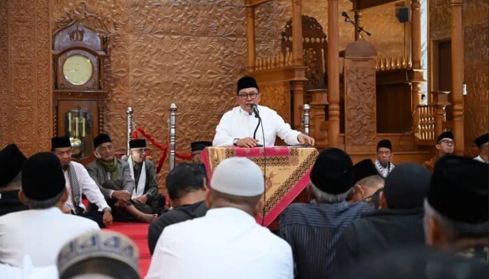 Dampak Perang AS-Iran di Timur Tengah: Wako Bukittinggi Minta Warganya Tunda Keberangkatan Umrah