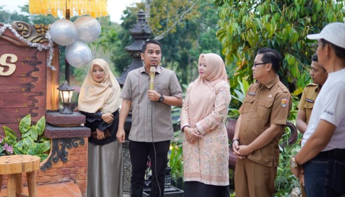 Tak Perlu ke Pulau Dewata, Warga Solok Kini Punya Destinasi Kuliner Estetik Bernuansa Bali