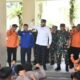 Wali Kota Padang Fadly Amran meninjau latihan gabungan MANTAP LKO di Balai Kota Padang.