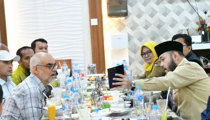 Langkah Besar Padang-Dubai: Fadly Amran Gandeng Syekh Al Khoory Perkuat Kesejahteraan Umat