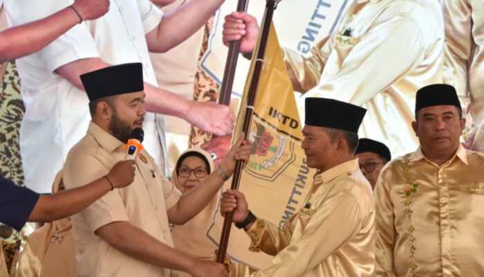Dilantik Fadly Amran, Agung Imam Efendi Siap Perkuat Ekonomi Warga Tanah Datar di Bukittinggi