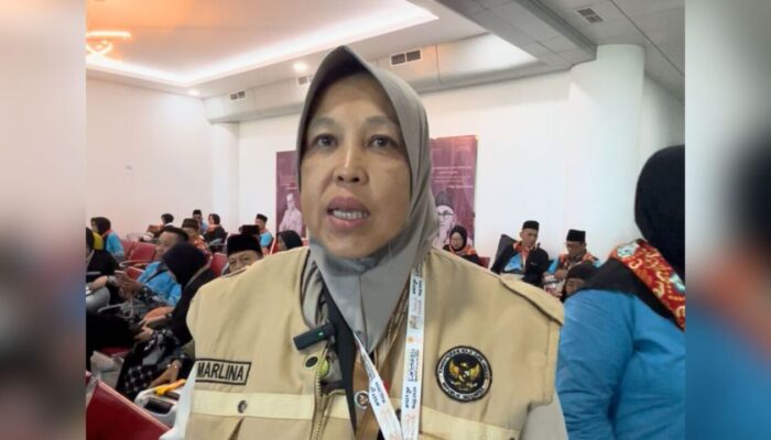 Dominasi Jemaah Perempuan, Embarkasi Padang Terjunkan Srikandi Hebat Pimpin Kloter Haji