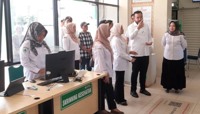 Wali Kota Padang Fadly Amran Tinjau Renovasi Puskesmas Ulak Karang Pasca Bencana