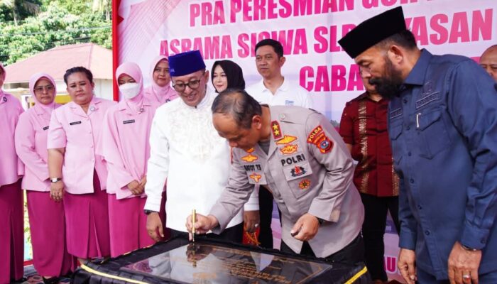 Kapolda sumbar resmikan GOR Dan asrama di Lintau, Tanah Datar.jpg