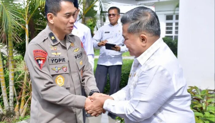 Bupati Agam Sambut Tim Satgas Supervisi Rehabilitasi Pasca Bencana Sumatera di Lubuk Basung