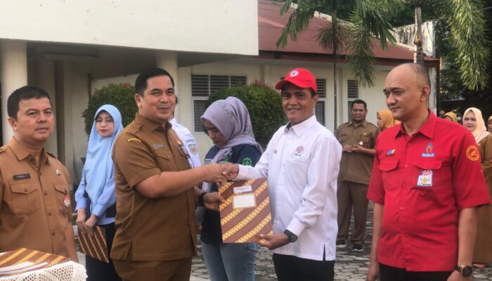 Terbaik di Bidang Kesehatan Kerja, PT Semen Padang Terima Penghargaan Gold dari Kemenaker
