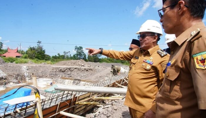 Bupati Eka Putra Tinjau Sabodam Sungai Jambu, Progres 12% Target Selesai Desember 2027