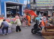 Satpol PP Padang Sikat Lapak Liar di 3 Kecamatan, Trotoar Dikembalikan ke Pejalan Kaki