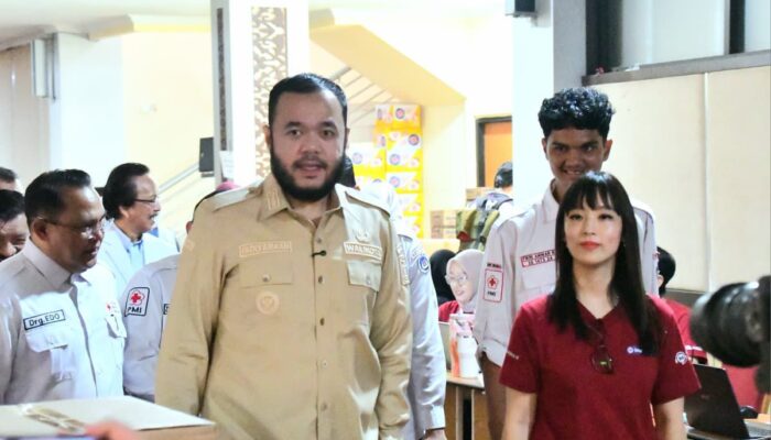 Donor Darah 130 Kali Bisa Umrah, Bank Mestika & UNP Banjir Pendonor