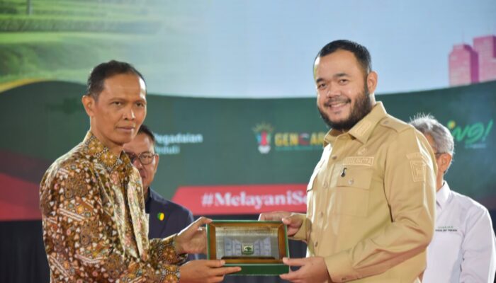 Antisipasi Gempa Megathrust Mentawai, Fadly Amran Terima Hasil Riset Tsunami Unand
