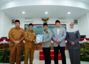 WTP ke-15 Kali Berturut! Bupati Eka Putra Jawab Kritik Fraksi di Sidang APBD Tanah Datar 2025