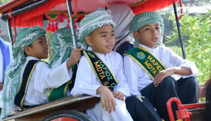Meriah! Pawai Bendi Khatam Al-Qur’an Ke-49 di Sawah Dangka Agam Cetak Generasi Madani