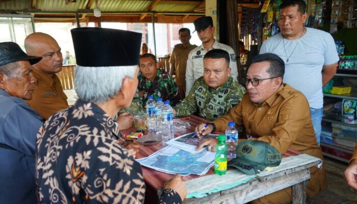 Warga Simawang Dukung Penuh Yonif TP 951/PM, Bupati Eka Putra: Lahan Digarap Jangan Diganggu!