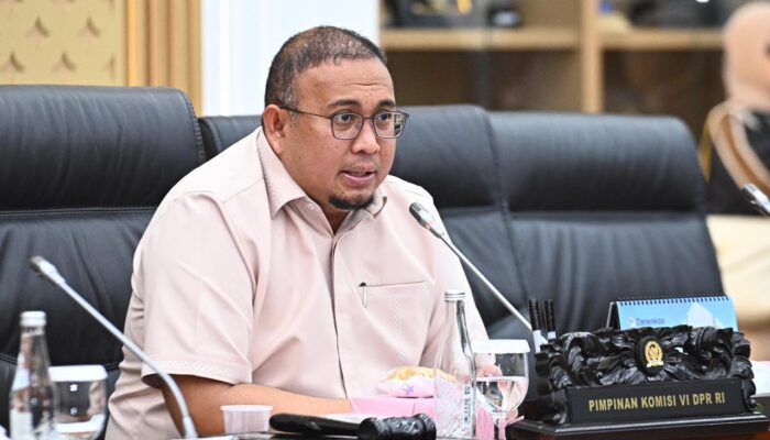 Tegaskan Isu Budi Djiwandono Minta Awasi Gibran Hoaks, Andre Rosiade: Jangan Adu Domba Gerindra dan Koalisi