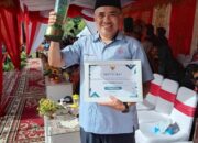 Komitmen Lingkungan Sehat, SMP Semen Padang Terima Penghargaan UKS/M dari Fadly Amran
