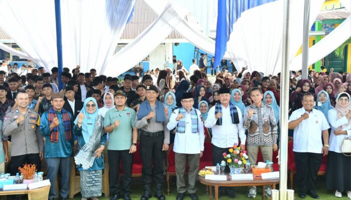 Pentas Galaksi SMPN 26 Memukau, Wawako Maigus Nasir Puji Kreativitas Siswa Spentwosix