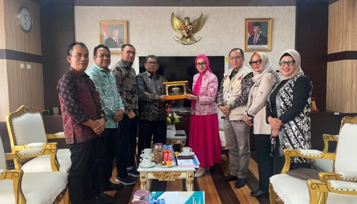 Pemko Padang Transfer Bantuan Rp5 Miliar, Aceh Timur Sampaikan Apresiasi Langsung ke Balai Kota