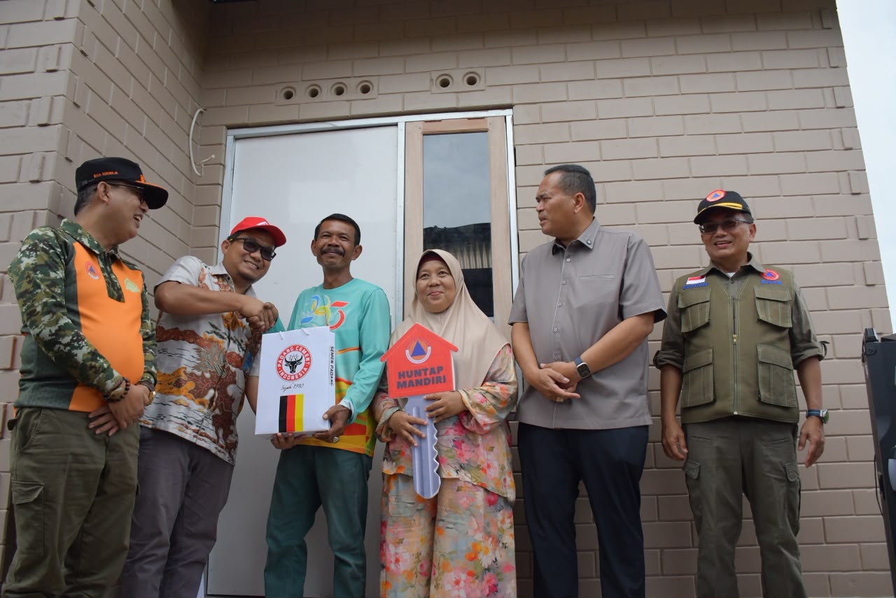 Bata Interlock Sepablock Semen Padang Jadi Andalan BNPB Bangun Huntap Sumbar