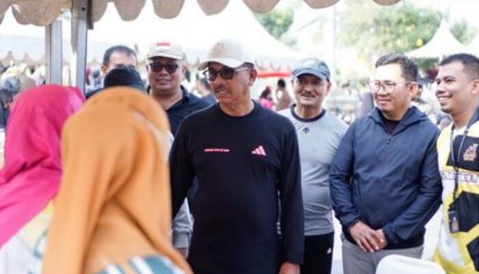 Bupati Solok Selatan Khairunas Ajak Seluruh OPD Berinovasi di CFD Padang Aro