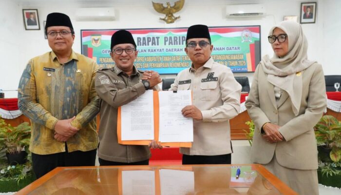 DPRD Tanah Datar Sahkan Perda Pertanggungjawaban Pelaksanaan APBD Tahun Anggaran 2025
