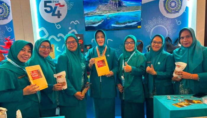 Hadiri HKG PKK ke-54, Maria Feronika Perkuat Sinergi Pemberdayaan Keluarga Padang Panjang