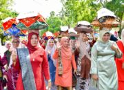 Arak Makan Jamba Memikat, Perayaan Hari Jadi Lubuk Basung Sukses Pukau Warga