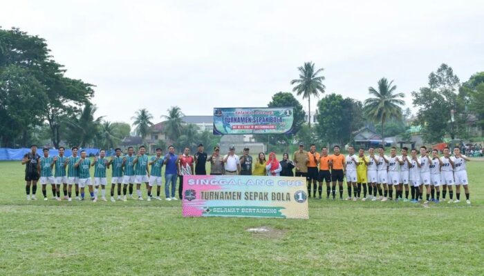HUT Ke-1 Yonif TP 897/Singgalang, Turnamen Sepak Bola Jadi Wadah Sinergi TNI-Polri dan Warga Agam