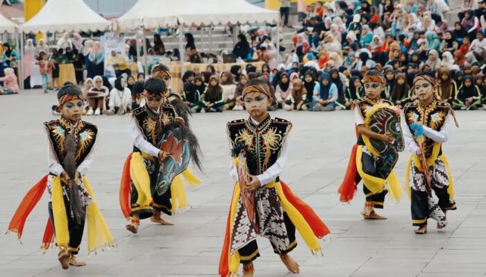 Kreativitas Pelajar Meriahkan CFD Solok Selatan di RTH Padang Aro