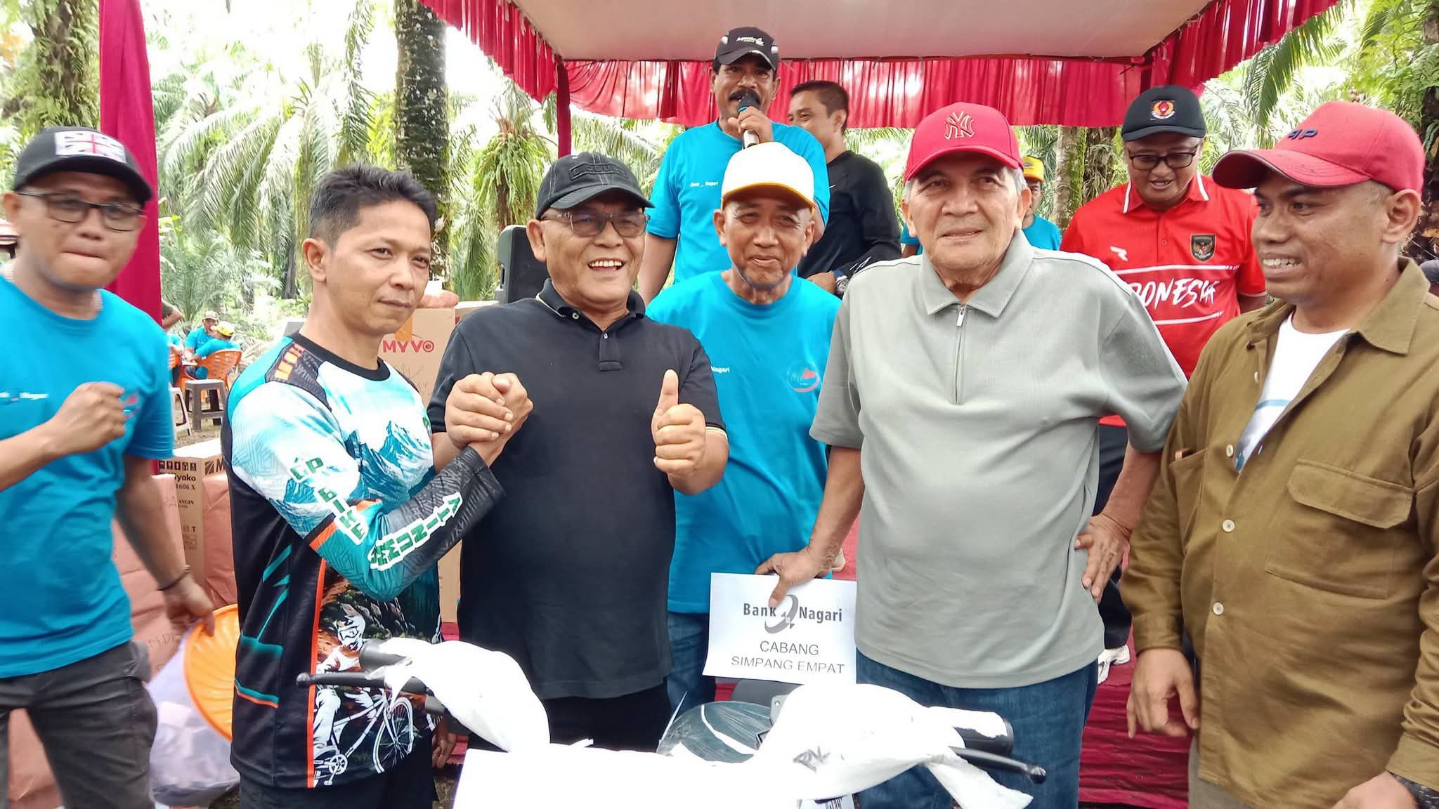 Diikuti 1.000 Peserta, Bupati Pasbar Dorong Gowes Sarumpun Sakato Jadi Agenda Tahunan.