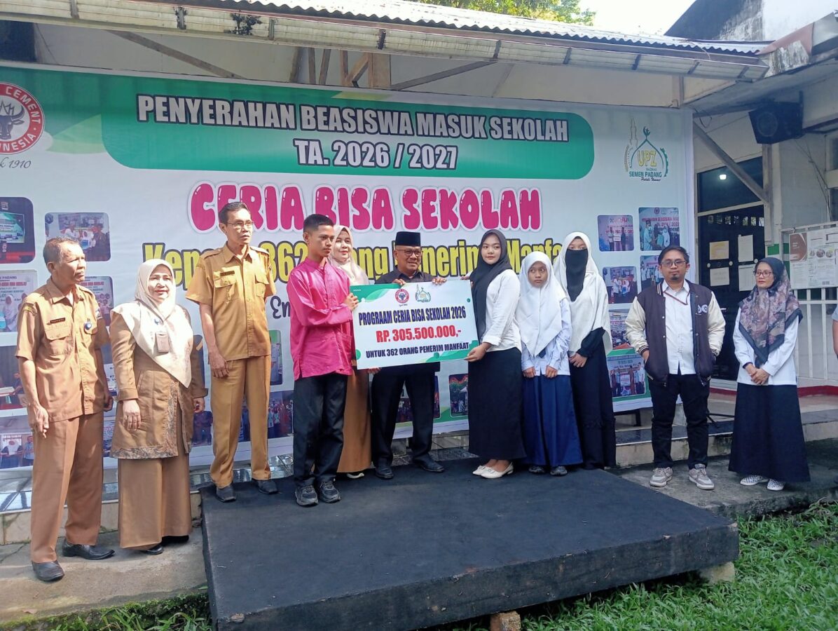 UPZ Baznas Semen Padang Salurkan Bantuan Pendidikan Rp305,5 Juta di Lubuk Kilangan
