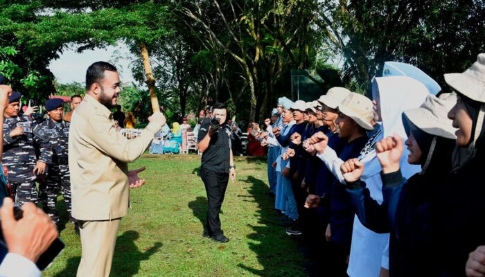 Buka Diksista MAN 3 Padang, Fadly Amran: Lahirkan Pemimpin Tangguh dari Bumi Perkemahan!