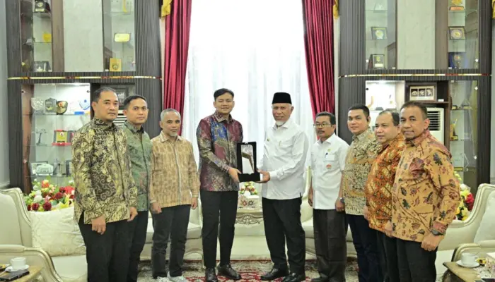 Temui Gubernur Mahyeldi, PTPN IV PalmCo Selaraskan Operasional Perusahaan dengan Pembangunan Daerah