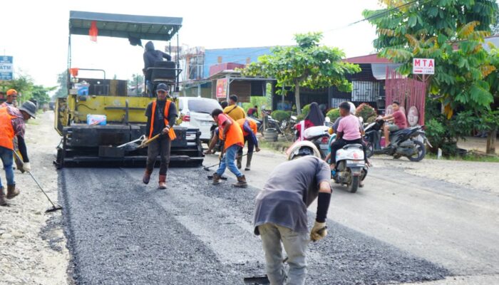 Jalan Simpang Koto Agung–Blok C Sitiung I Dharmasraya Akhirnya Diperbaiki