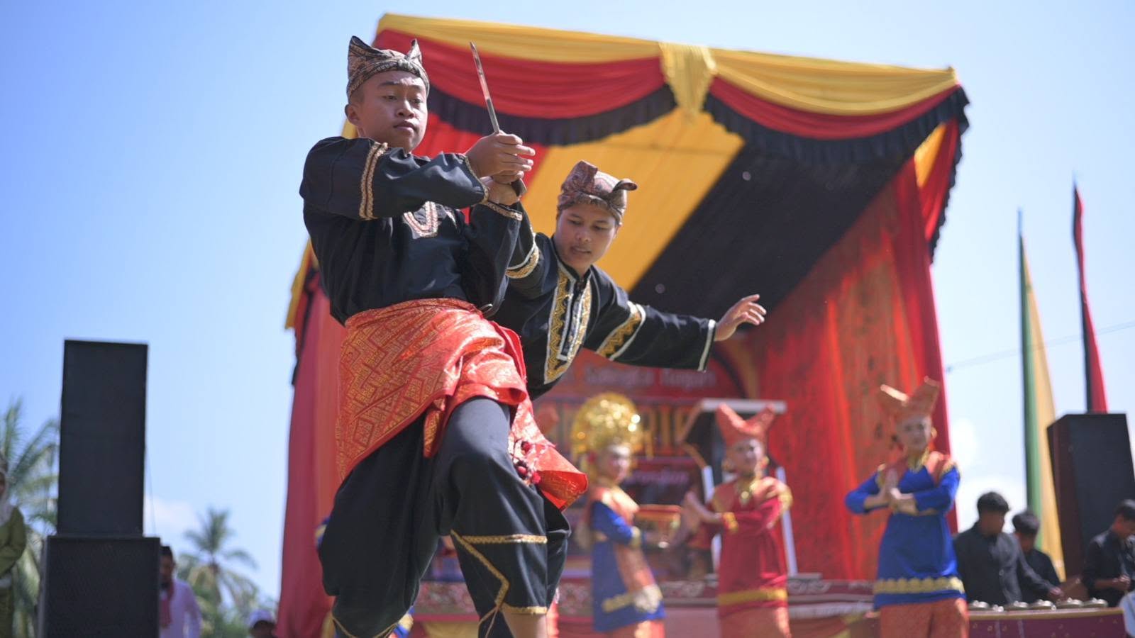 Lestarikan Adat Minangkabau, Pemko Payakumbuh Dukung Tradisi Manaiak An Siriah 2026