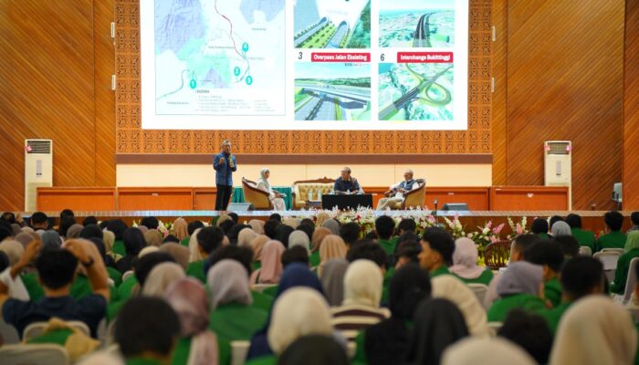 Gandeng Hutama Karya,Unand Lepas 1.833 Mahasiswa KKN Periode II 2026 ke 92 Nagari