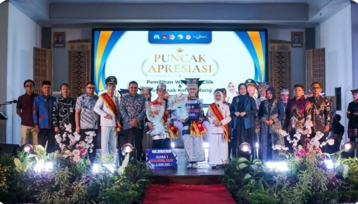 Hari Anak Nasional 2026: Alkhalifi Hakim & Mufidah Salma Terpilih jadi Wali Kota Cilik Padang 2026